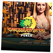 Bild på spelet Caribbean Stud Poker från Evolution Gaming. I bilden syns en dealer i en studio och i förgrunden spelets logga.